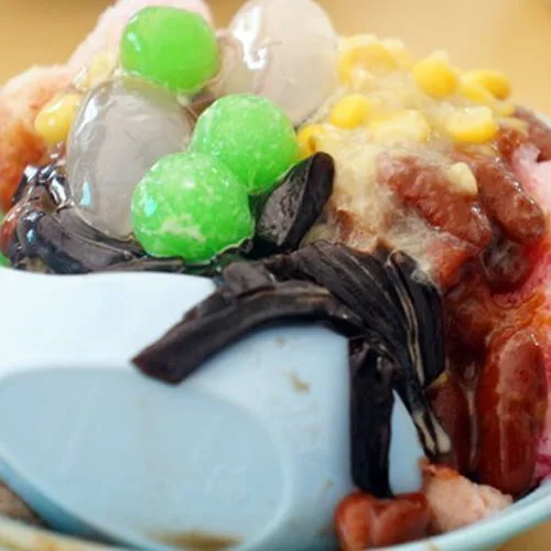 makanan khas singapura ice kachang