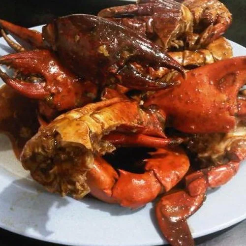 makanan khas ternate Gatang Kenari