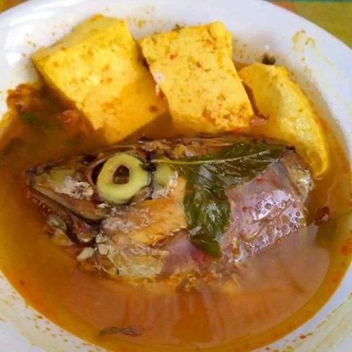 makanan khas ternate Ikan Kuah Pala Banda