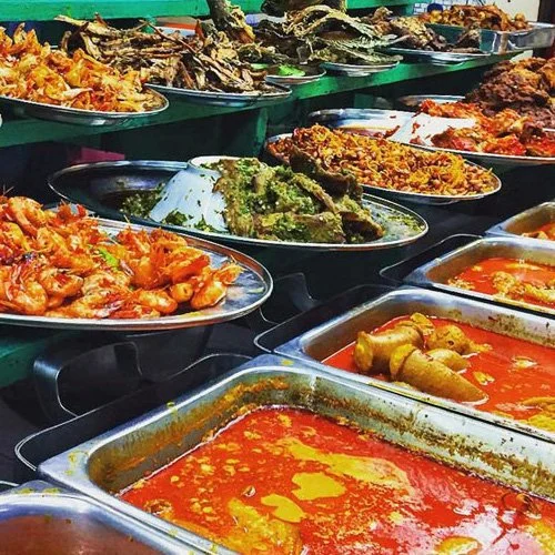 makanan khas bukit tinggi Warung Nasi Kapau