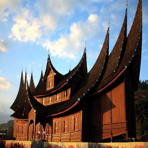 Rumah Adat Minangkabau