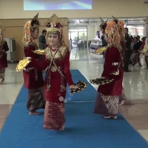 Tari Tradisional Sumatera Selatan Tari Sebimbing Sekundang